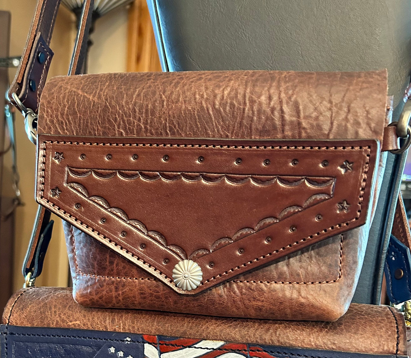 Hoof Track Studio Brown Bison Bag