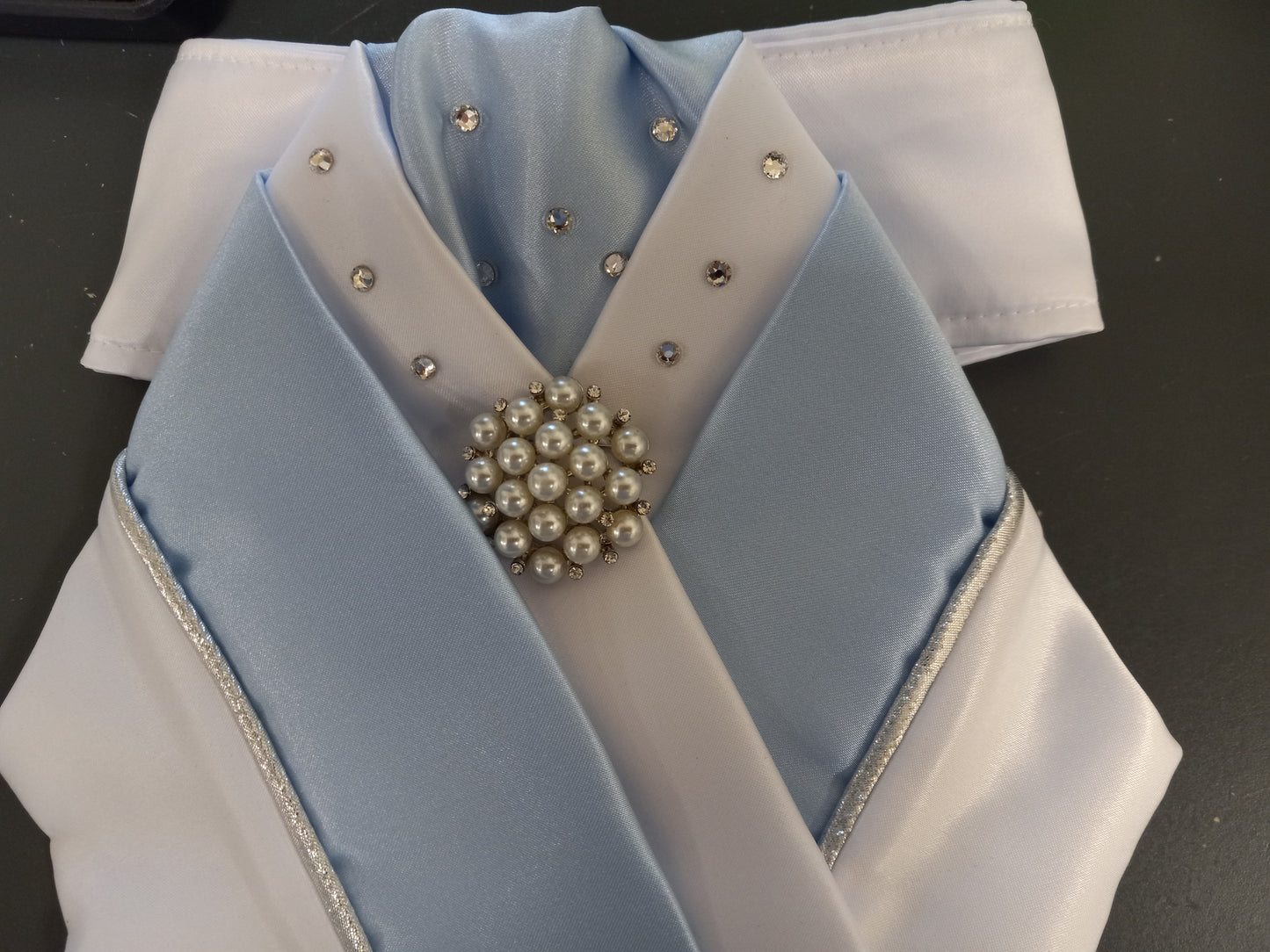 HHD White Satin Custom Pretied Stock Tie