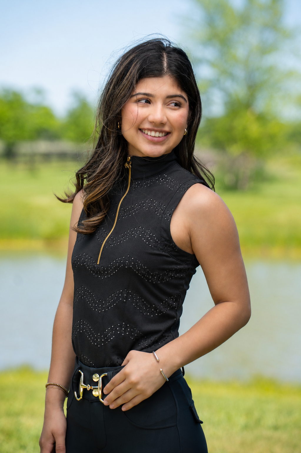 Novella Equestrian Eyelet Cool Fit Sleeveless Shirt
