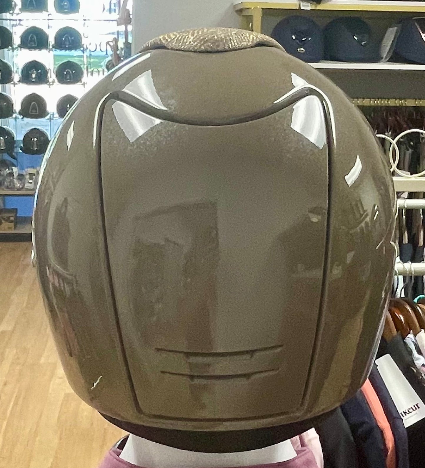 KEP 2.0 Diamond Taupe, Galaxy Gold Front, Polo Visor, Champagne Crystals
