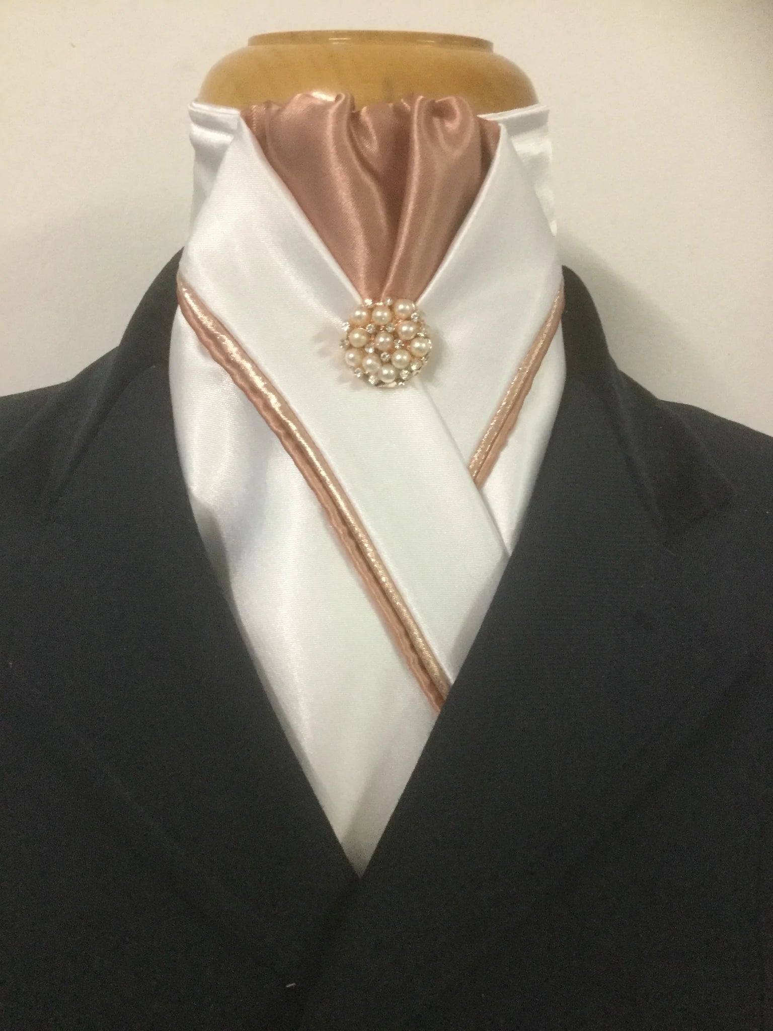 HHD White Satin Custom Pretied Stock Tie Rose Gold Piping